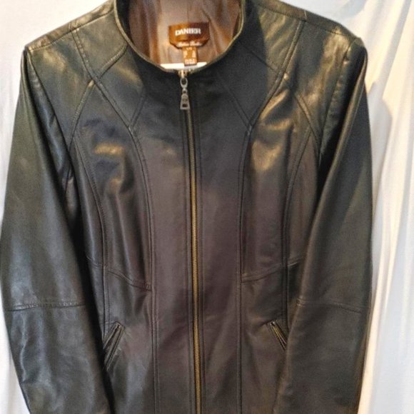 Danier Leather Bomber Jacket - Picture 1 of 6